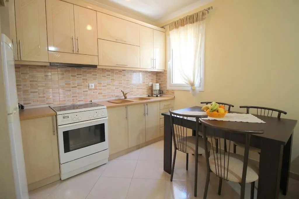 Anna'S Cozy Apartment Sarande
